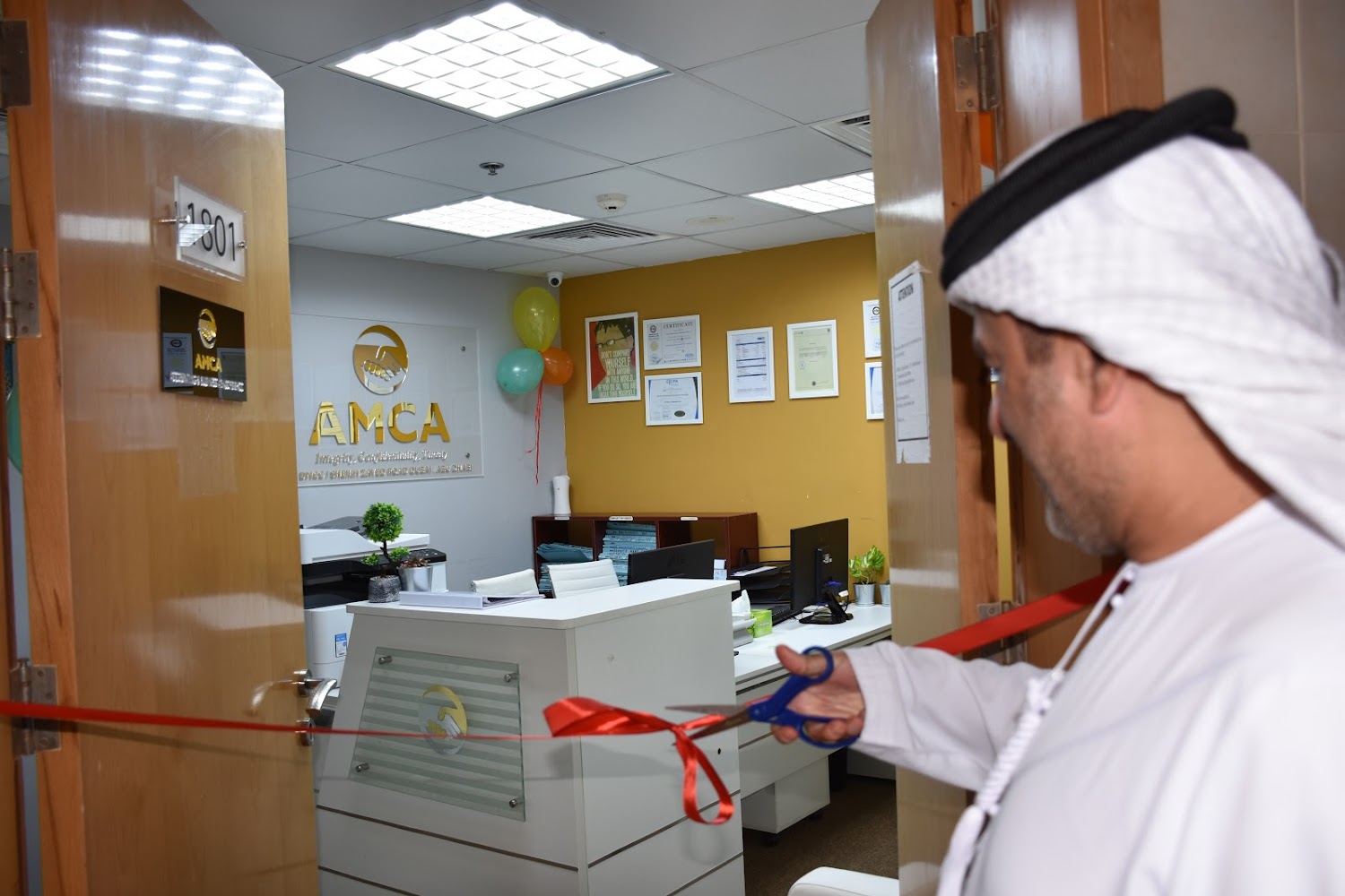 مستشارو التدقيق والأعمال / شركة المحاسبة وخدمات مسك الدفاتر دبي / مركز دبي للسلع المتعددة المدققين المعتمدين - دبي