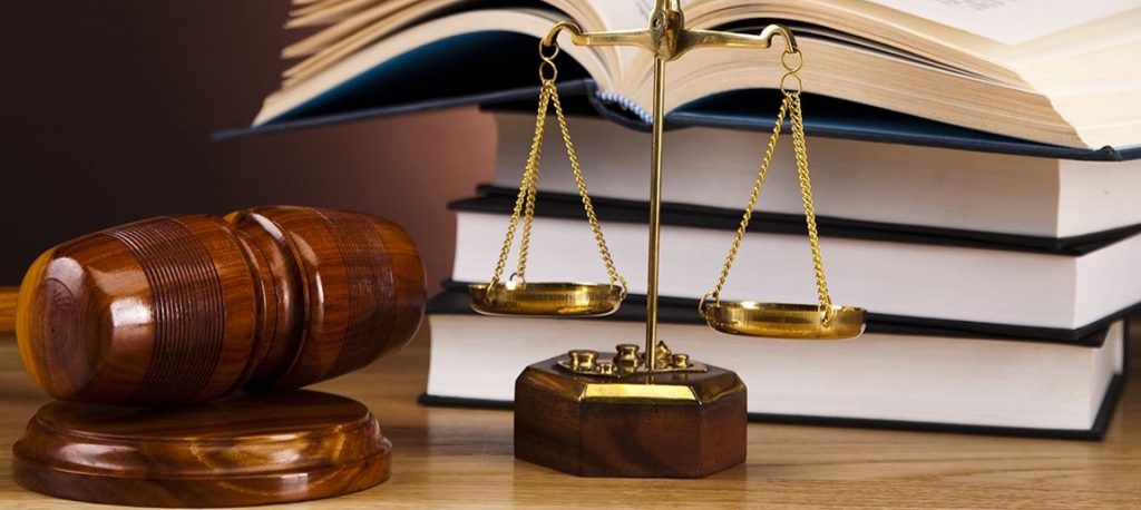 مستشار قانوني محامى ابوظبي مستشار قانوني محامي شاطر في أبوظبي محامي طلاق محامي عقود شركات  -  ابوظبي
