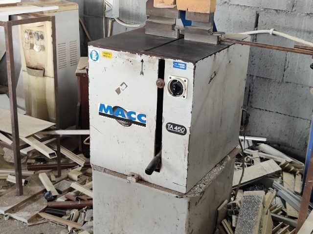 الخدمات الهندسية الحيوية - أم القيوين