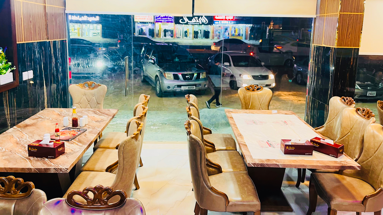 مطعم الياقوت كلباء near  -  بالقرب من بنك أبوظبي الإسلامي  -  الشارقة