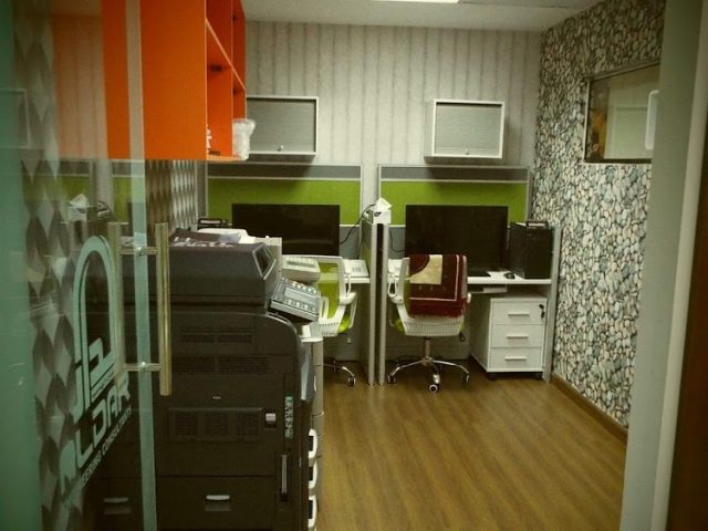 الدار للاستشارات -  - +971 6 766 0406