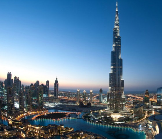 Clyde & Co -  - +971 4 384 4000