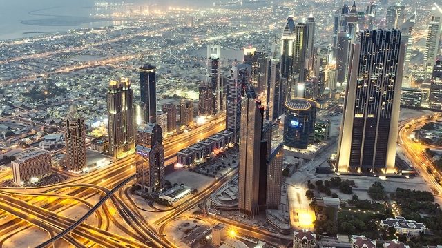 إيسغ - دبي