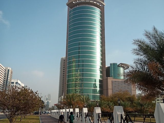 اتصالات  -  مبنى تي آند إيه  -  أبوظبي
