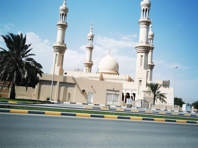 مسجد الشيخ زايد - الفجيرة
