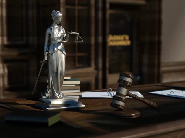 محامو العقارات والعمالة والعقارات في دبي - دبي