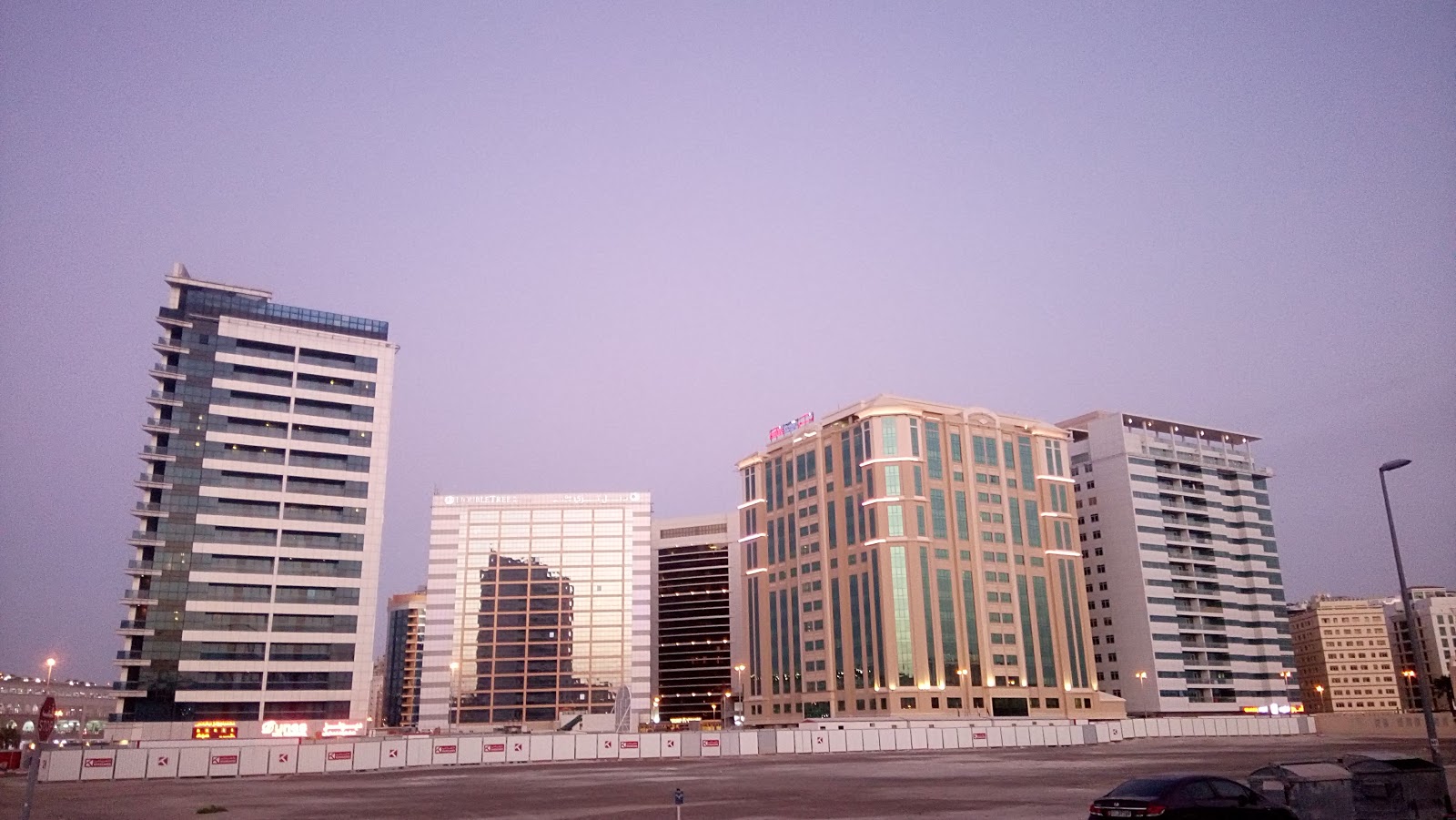 إيه إي 7 - دبي