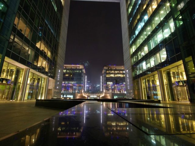 جونز داي - دبي