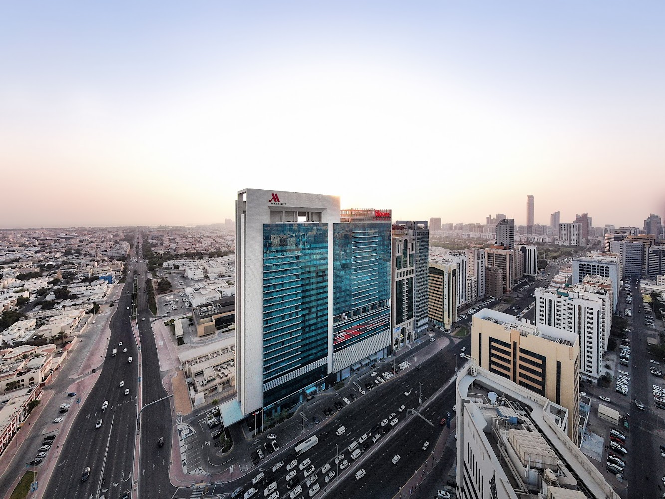 بلووم العقارية  -  أبوظبي