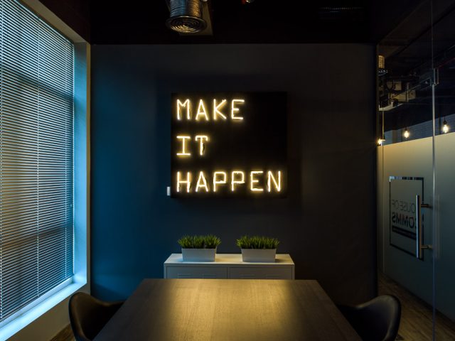 House of Comms -  - +971 4 275 4900