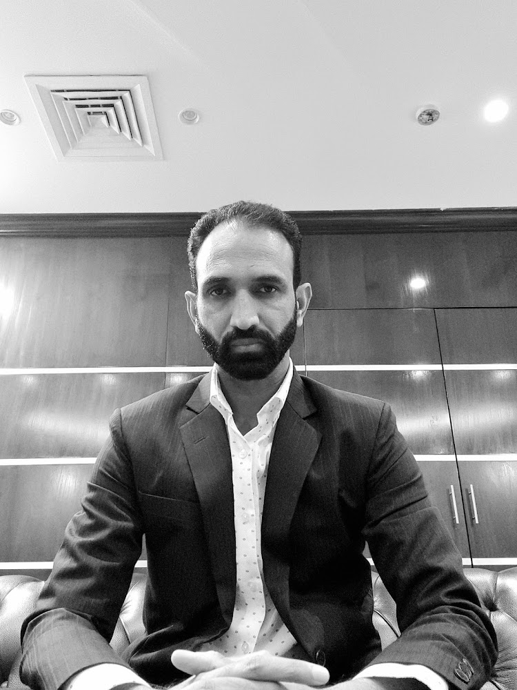 المحامي في الإمارات العربية المتحدة.  -  دبي