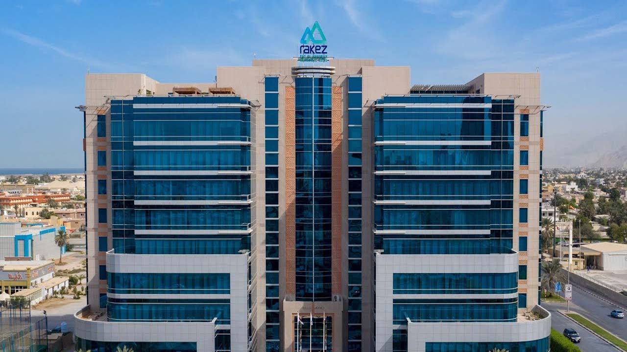 الدورات التدريبية والاستشارات  -  رأس الخيمة