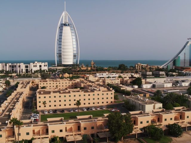 أكاديمية الإمارات لإدارة الضيافة - دبي