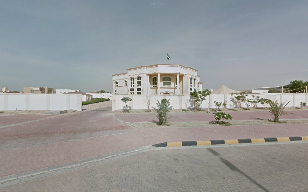 محام - عجمان