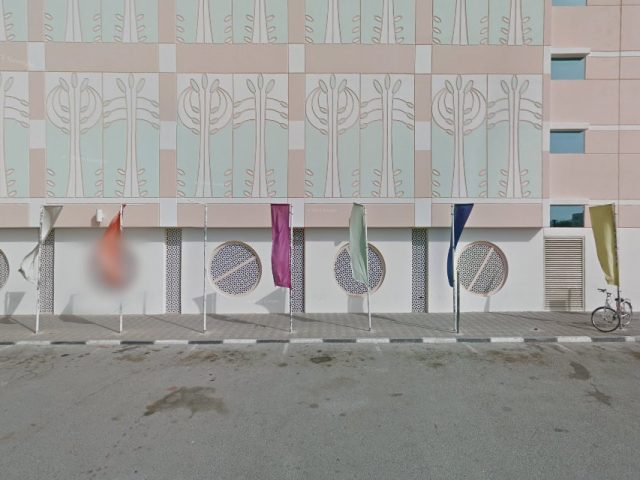أجهزة الصراف الآلي وآلية التنمية النظيفة ، بنك أبوظبي الأول / فرع عجمان ، عجمان - عجمان