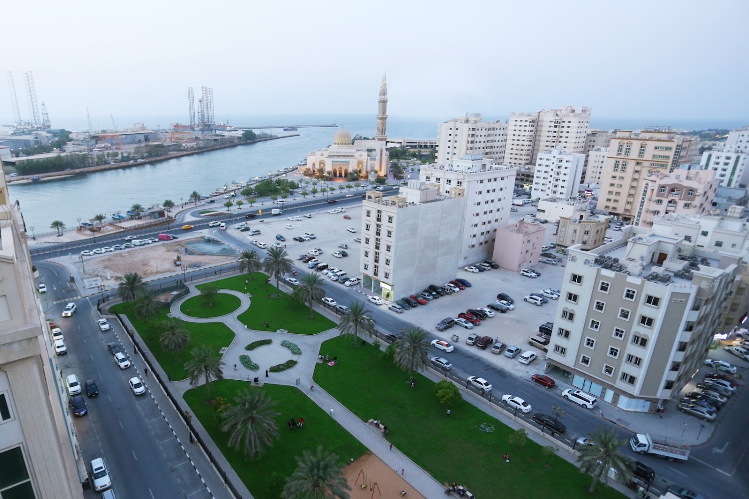 فندق الحمرا الشارقة - الشارقة